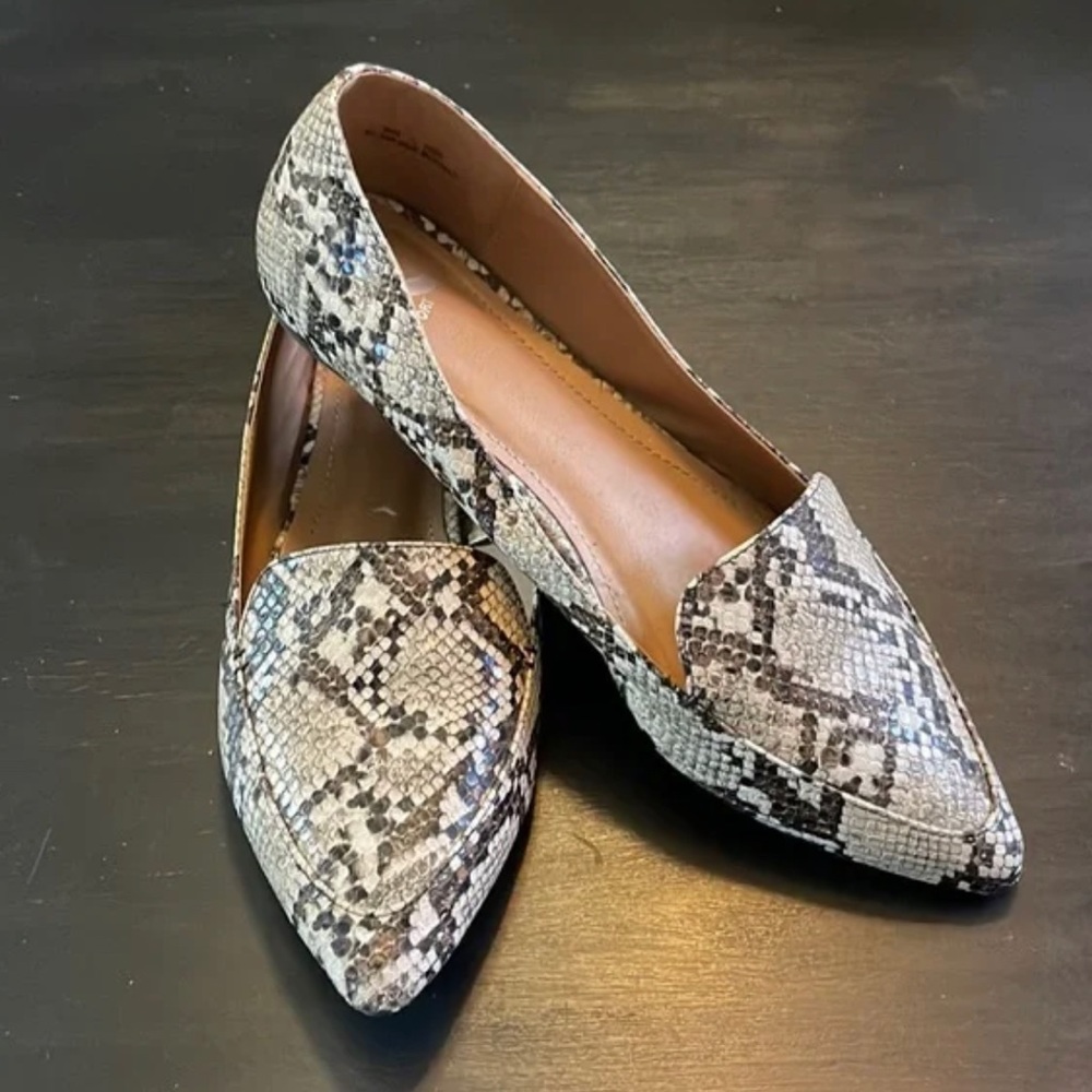 Size 7 ESPRIT Blair loafers brand new.